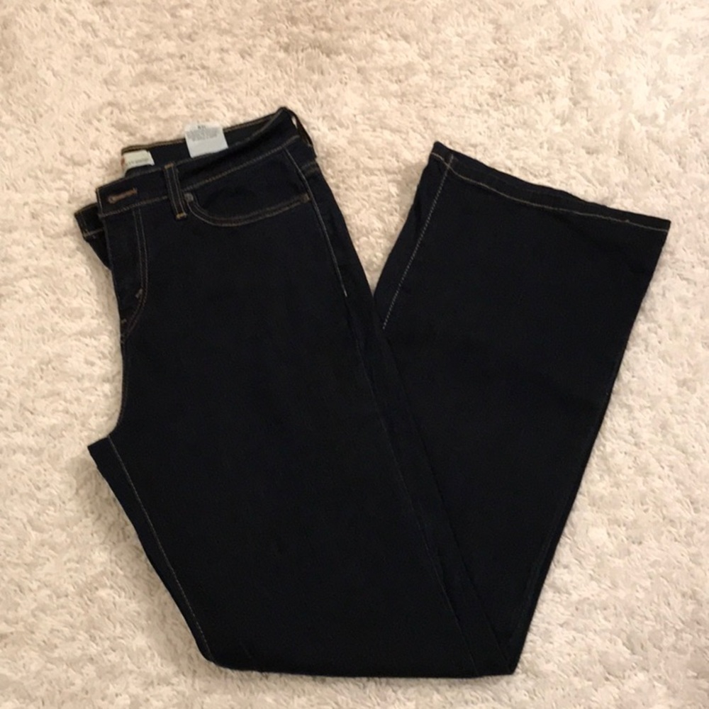 Levi’s Perfectly Slimming 512 Bootcut 10 M #B013